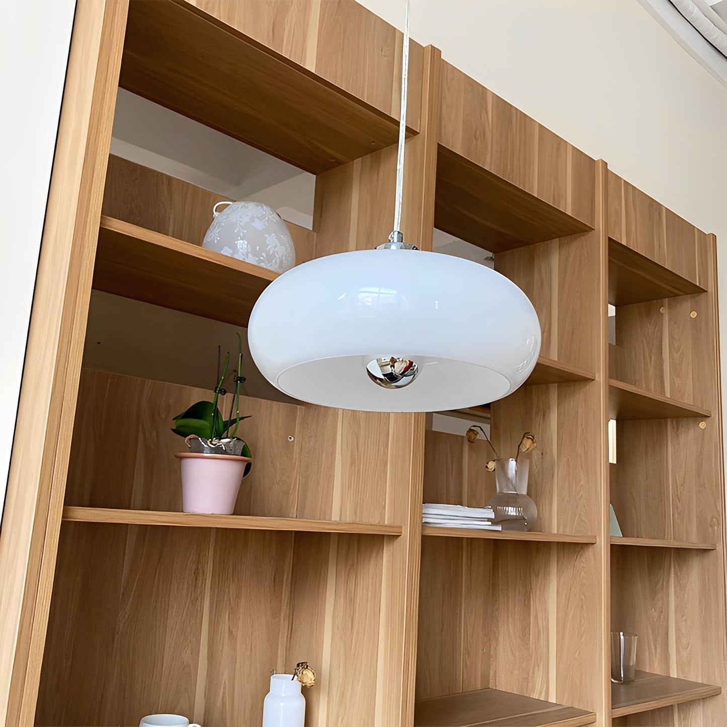 Noemi – Bauhaus Retro Restaurantlampe