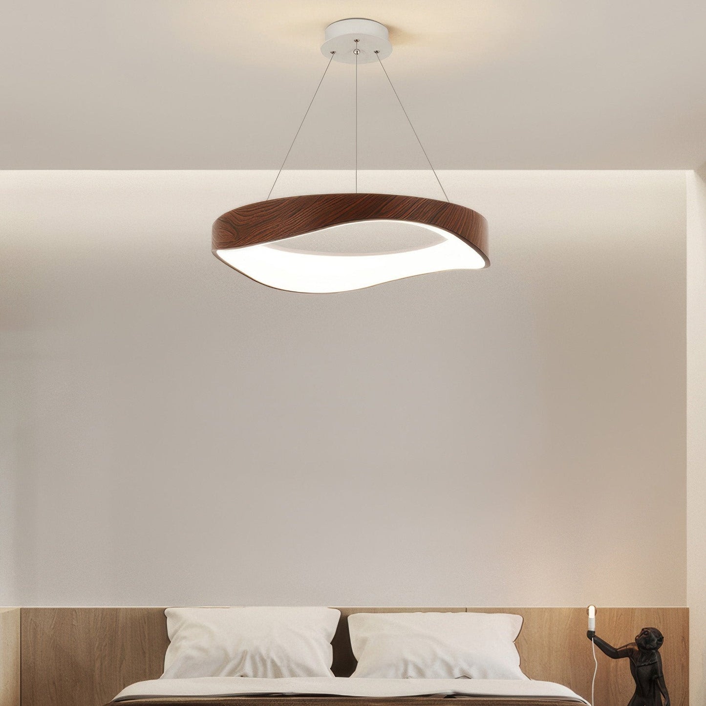 Alvara – Skandinavian Wood-Look Chandelier