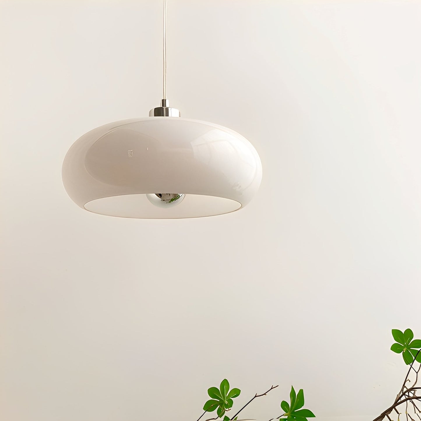 Noemi – Bauhaus Retro Restaurantlampe