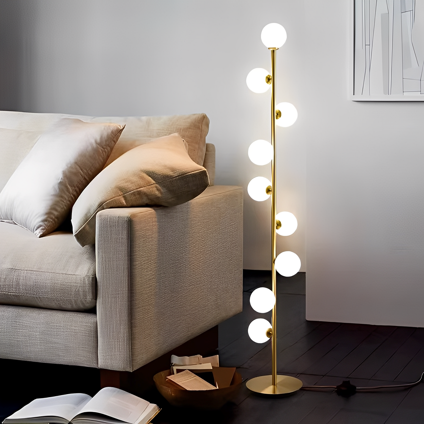Selvina – Zeitgenössische Stehlampe im Minimalstil