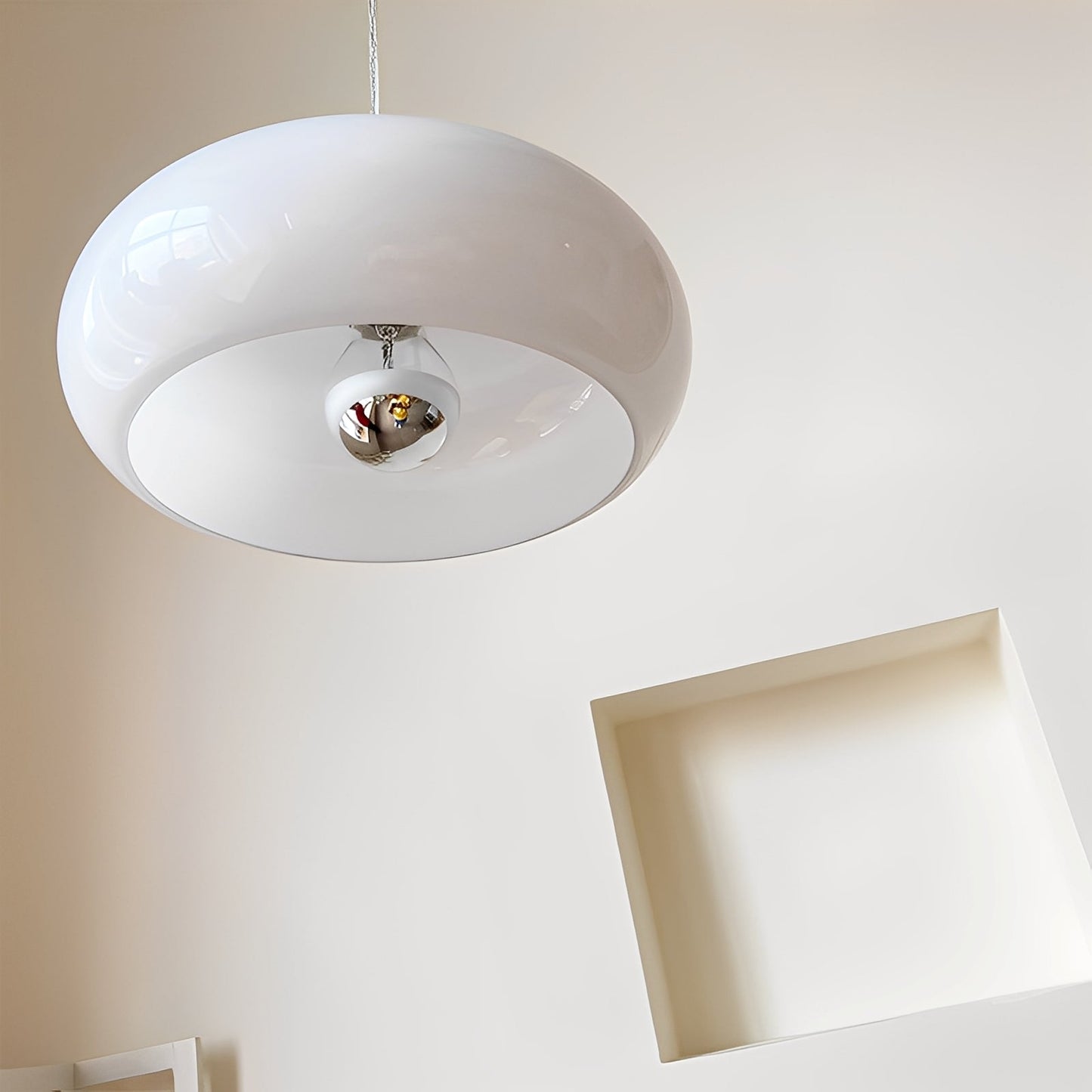 Noemi – Bauhaus Retro Restaurantlampe
