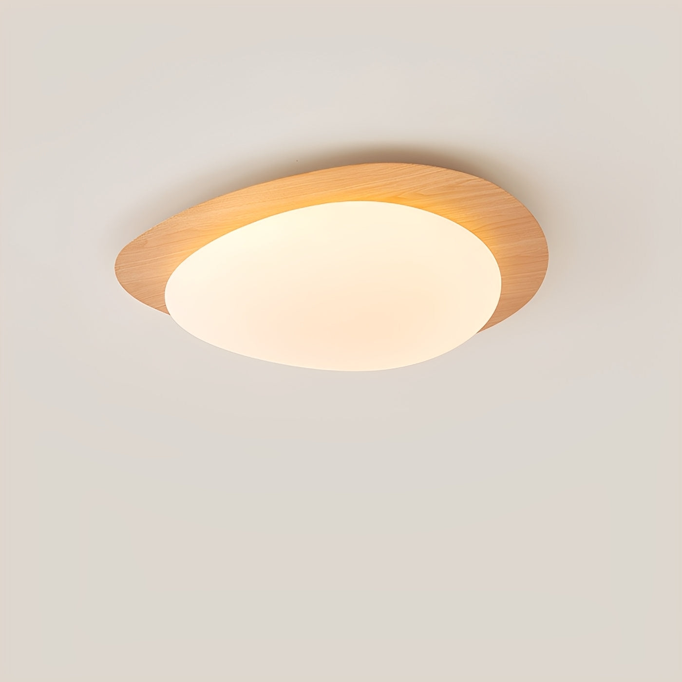 Lumin – Chinesische Deckenlampe mit Augenschutz
