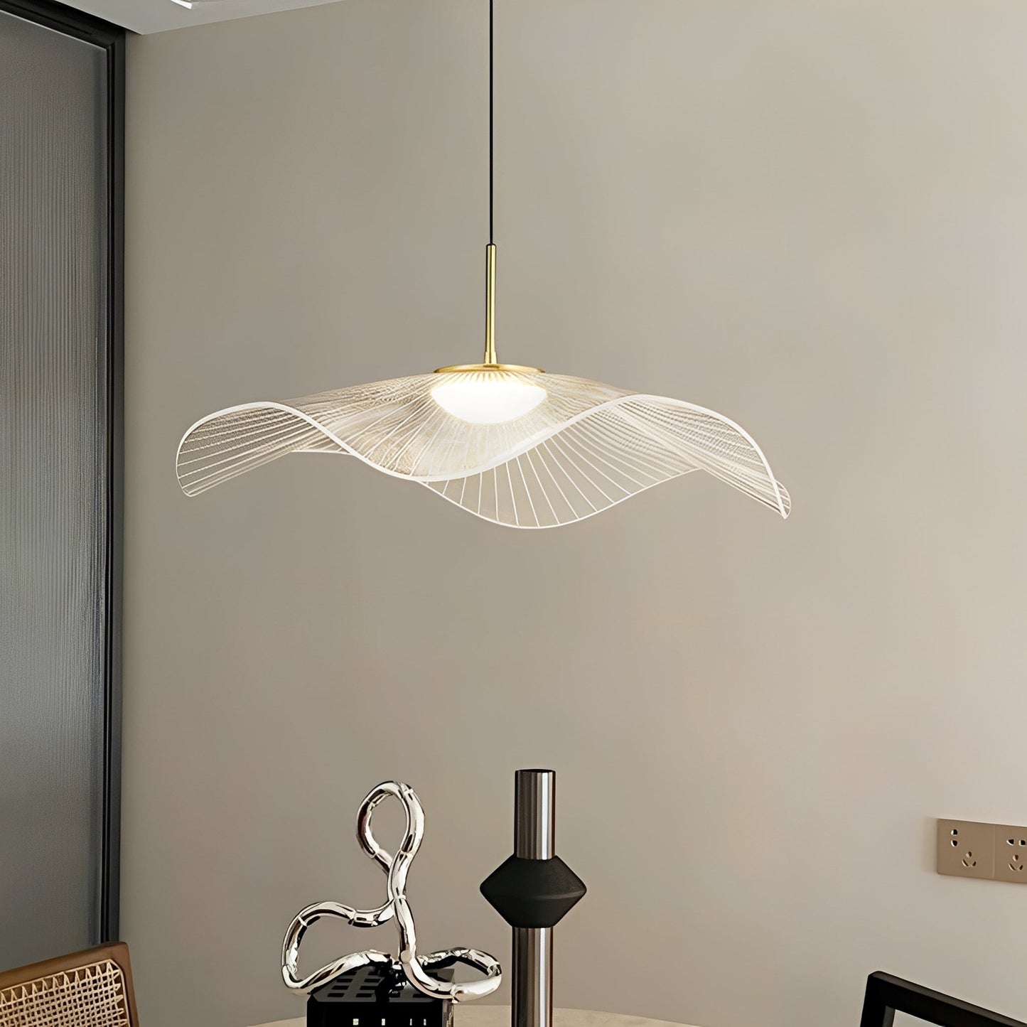 Lotty – Kreative Lotusblatt-Wandlampe