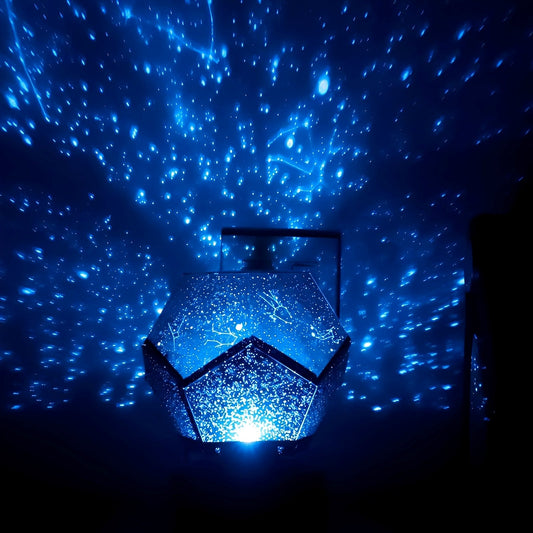 Teffi – Drehende Projektionslampe mit Sternenhimmel