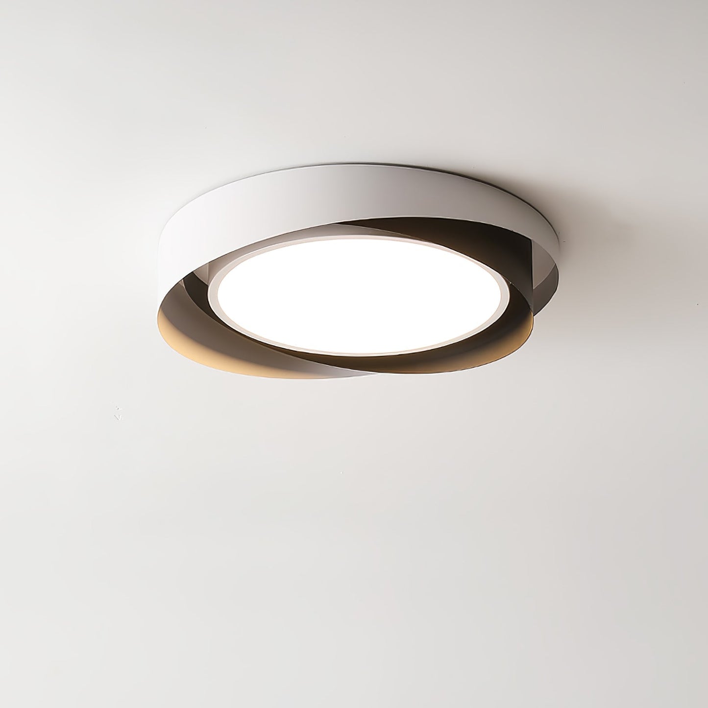 QuinnLicht – Stilvolle Designer-Deckenleuchte mit sanftem Ambiente