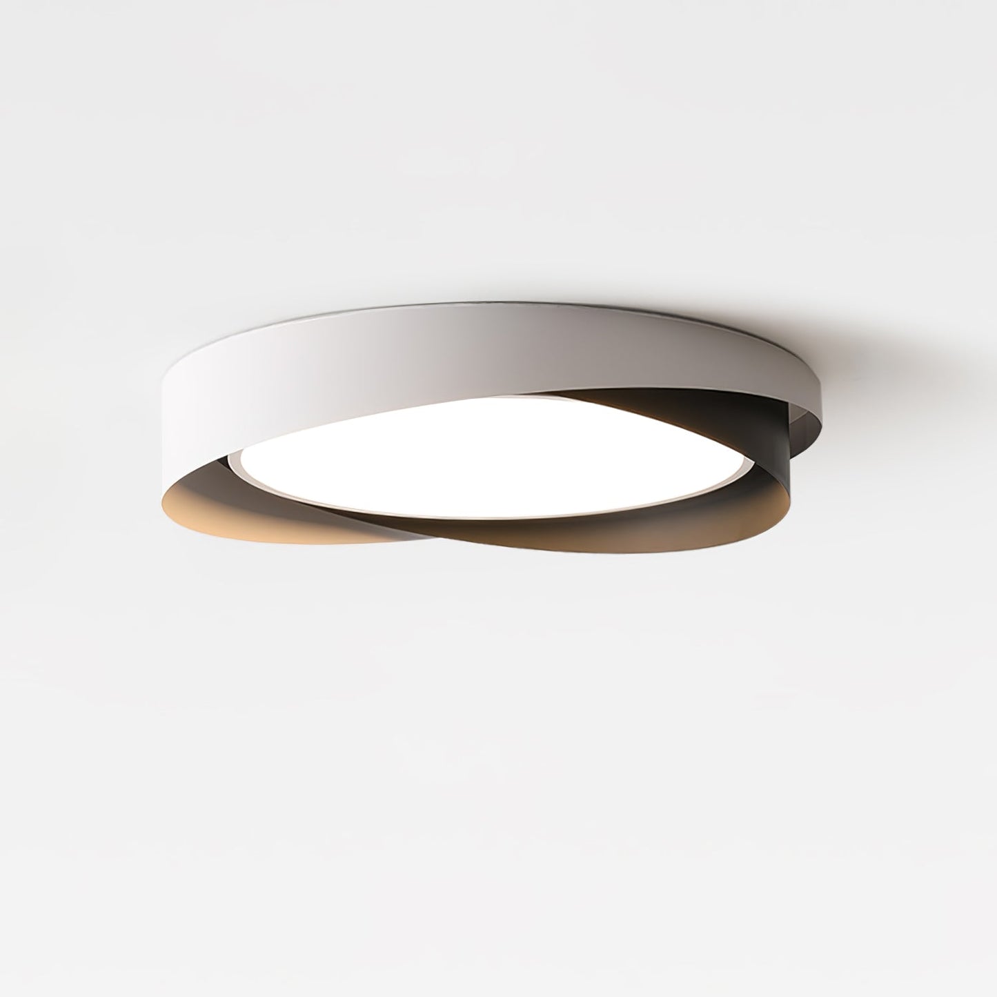 QuinnLicht – Stilvolle Designer-Deckenleuchte mit sanftem Ambiente