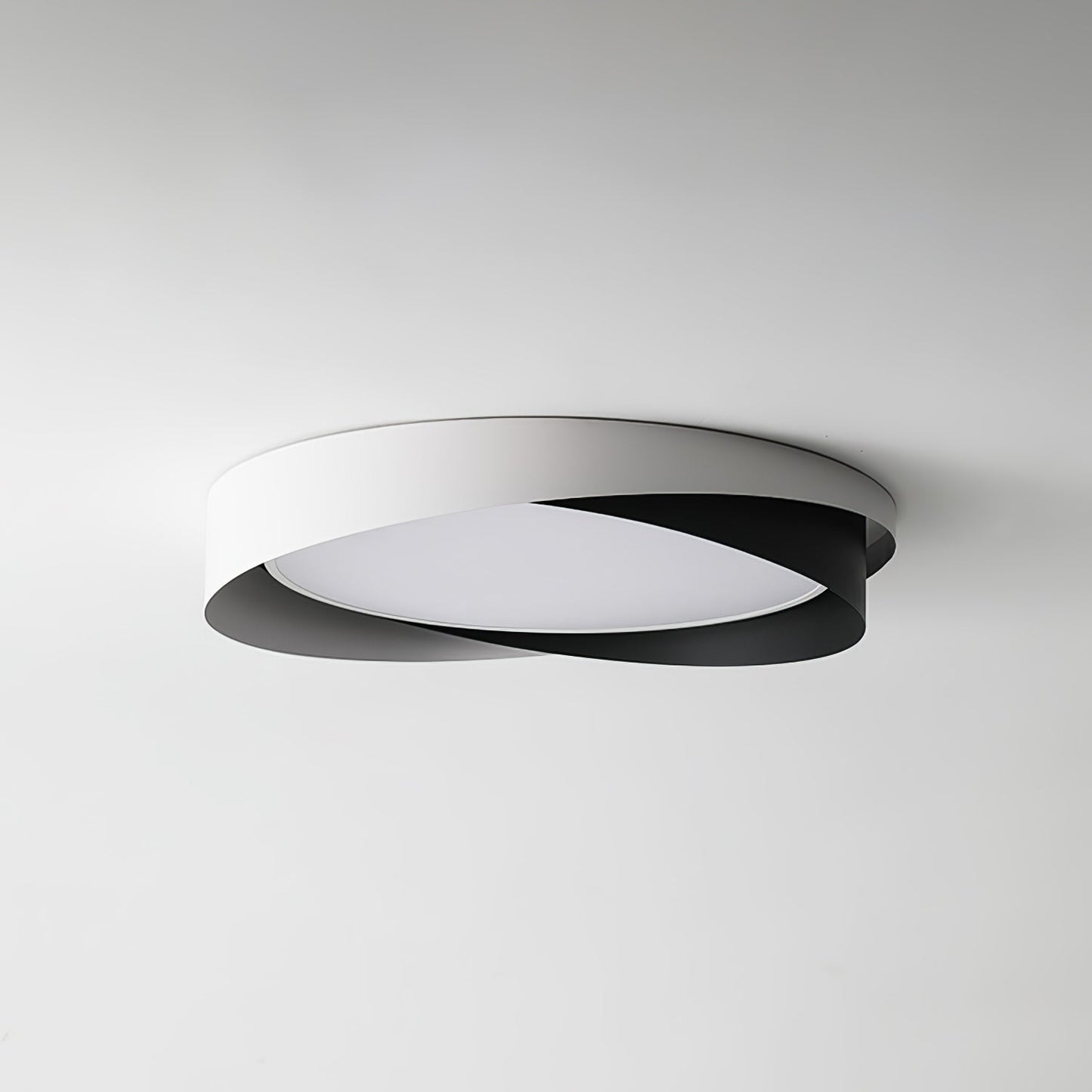 QuinnLicht – Stilvolle Designer-Deckenleuchte mit sanftem Ambiente