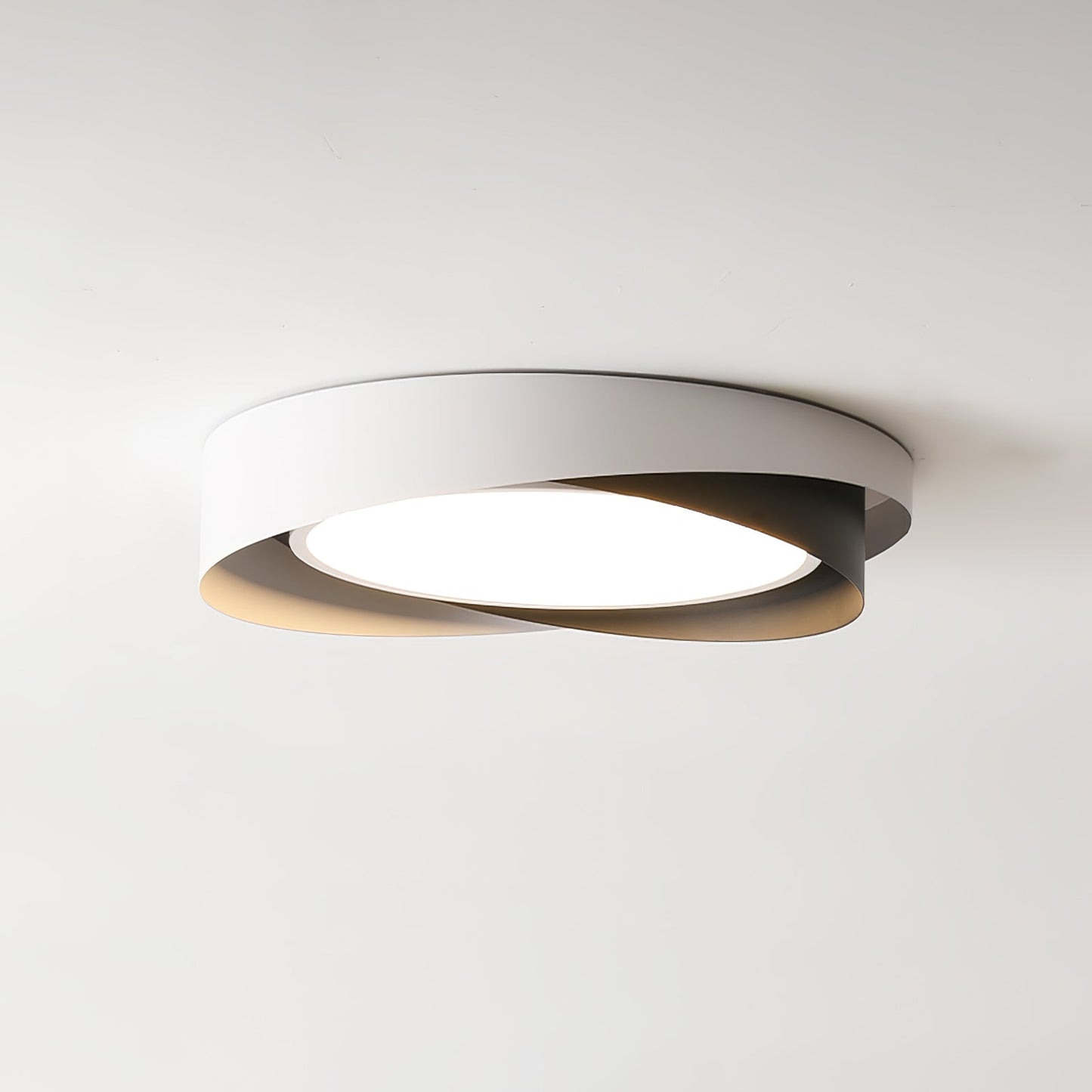 QuinnLicht – Stilvolle Designer-Deckenleuchte mit sanftem Ambiente
