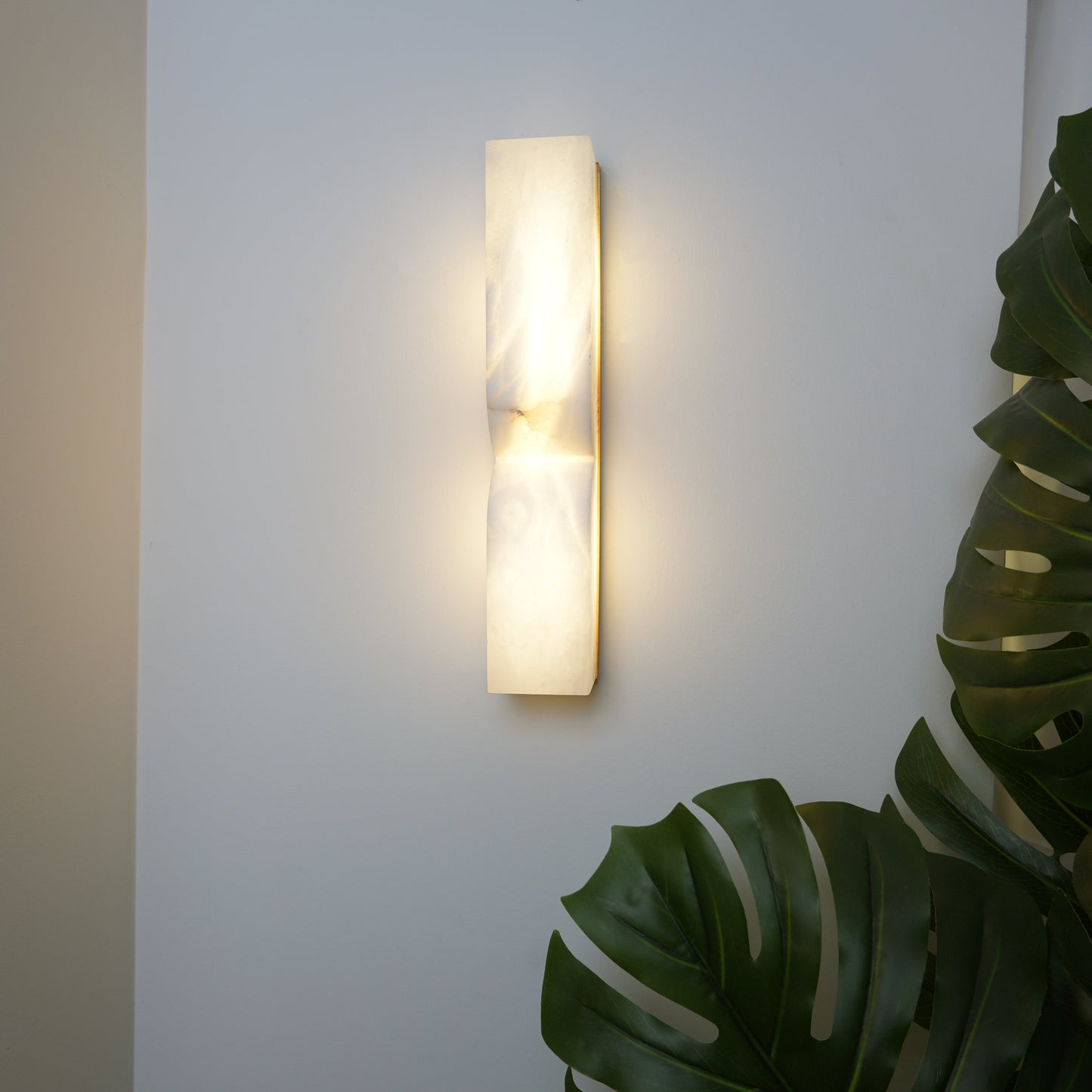 Angelo – Schlichtes nordisches Wandlicht