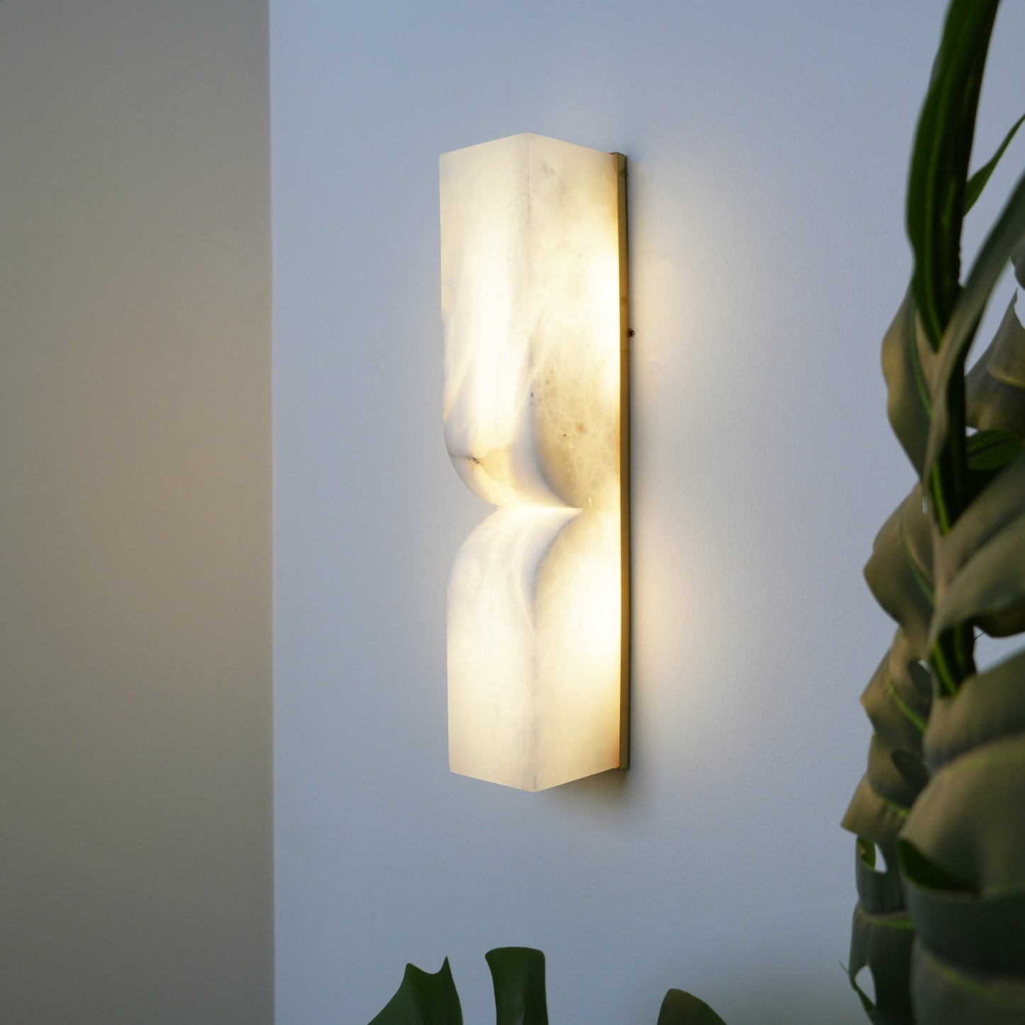 Angelo – Schlichtes nordisches Wandlicht