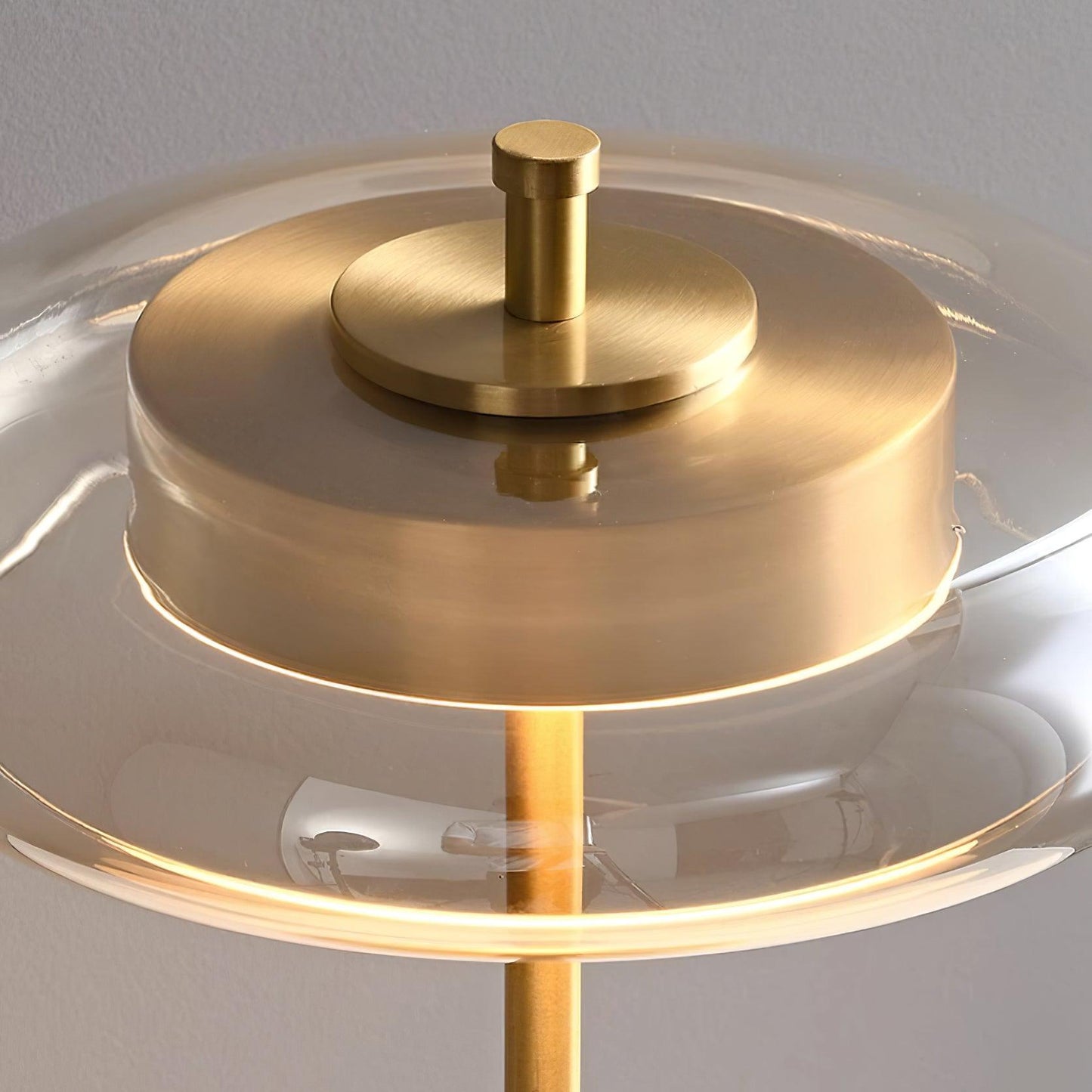 Redondo – Stilvolle LED-Tischlampe aus Metall und Glas