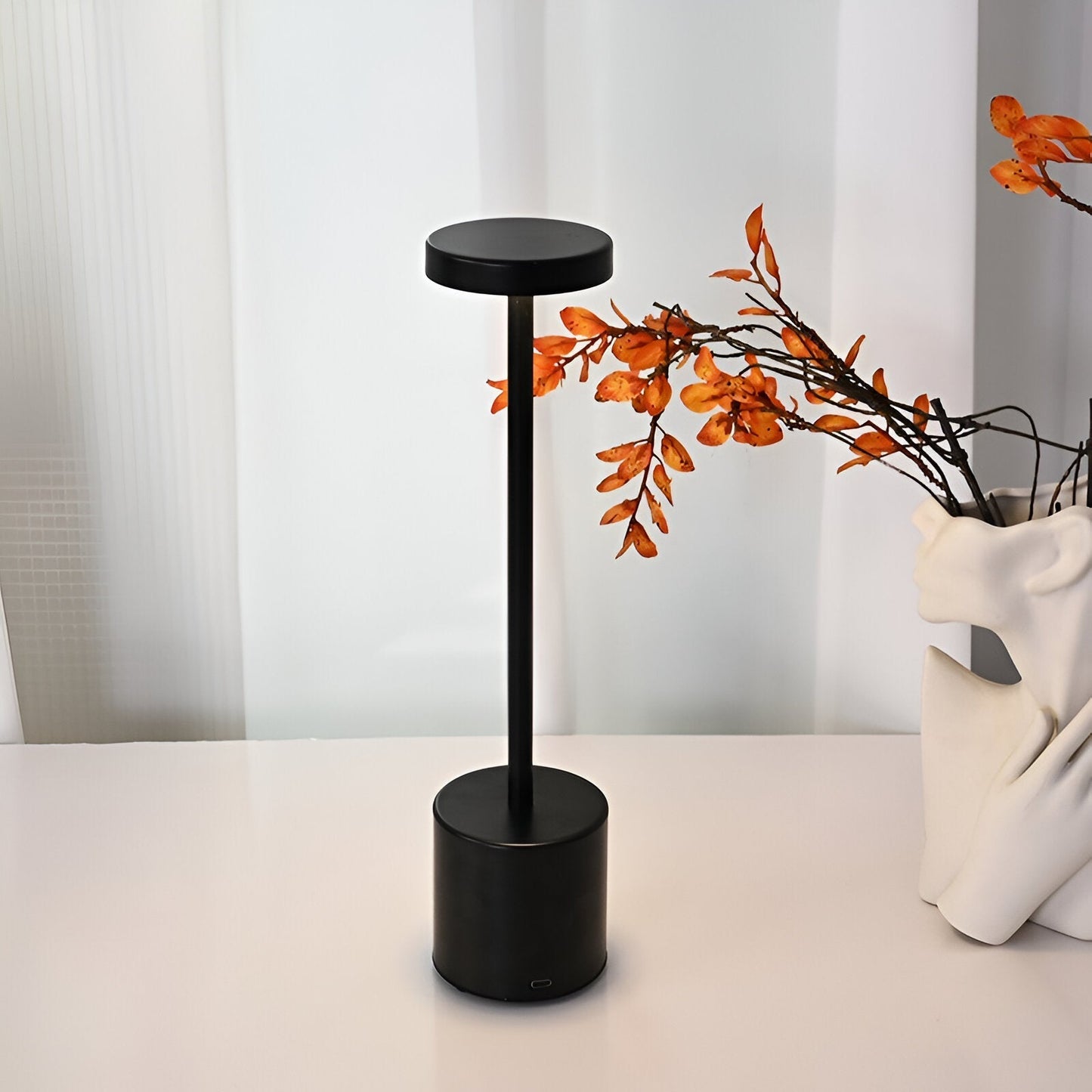 Velumo – LED-Lampe im Retro-Look mit kabellosem Ladegerät