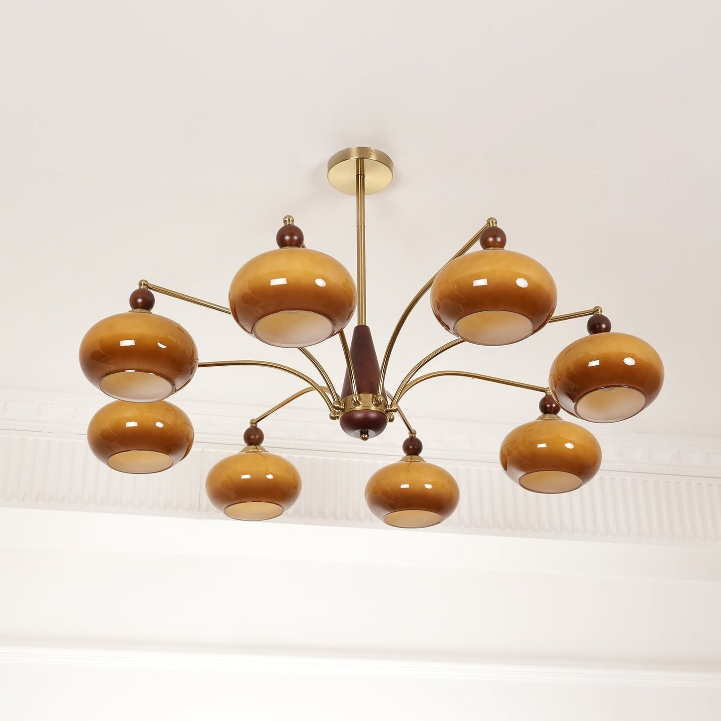 Calliope – Vintage-Kronleuchter mit altem Charme