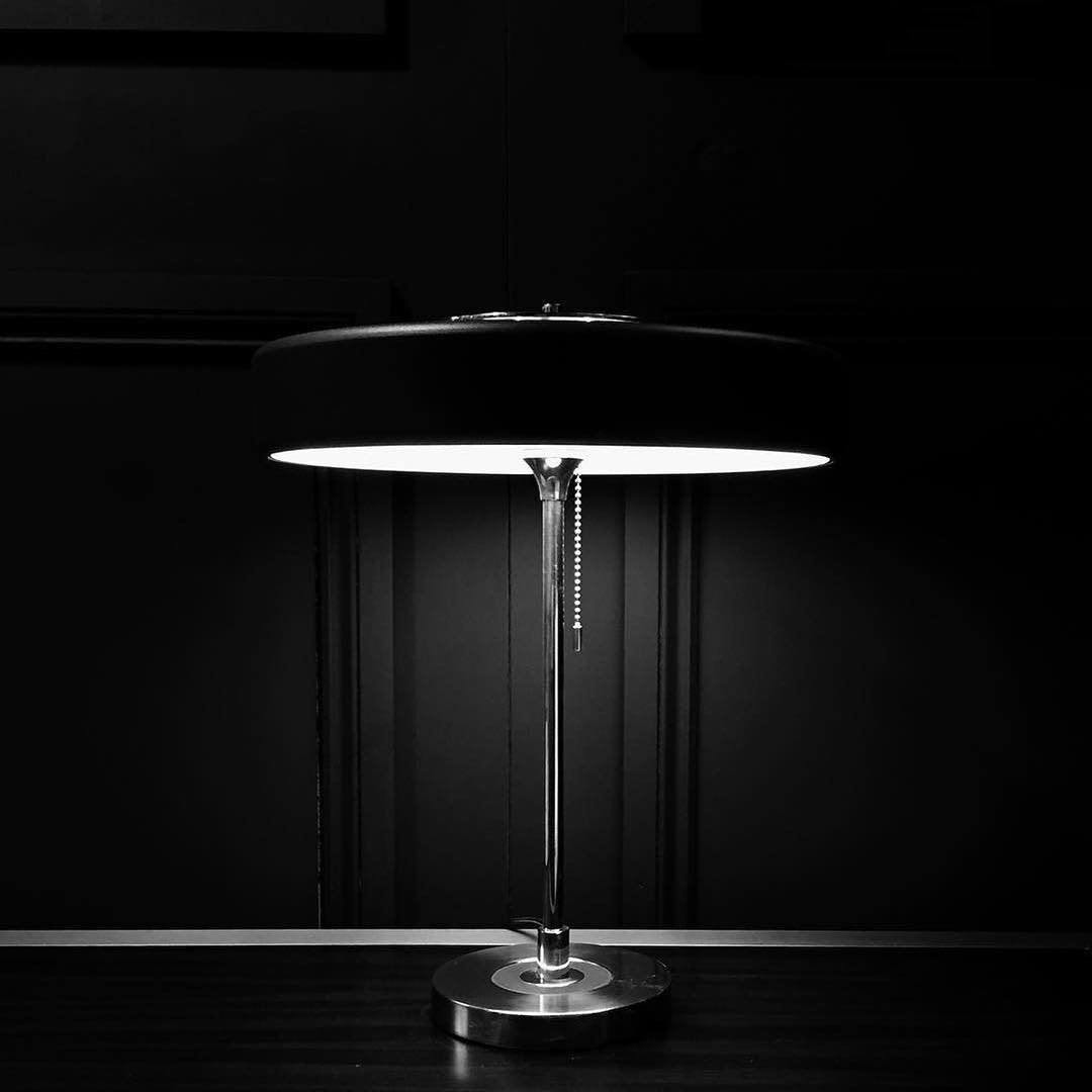 Gerald – Moderne Tischlampe