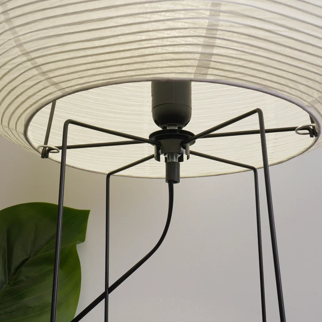Takumi – Japan-Standlampe aus Xuan-Papier