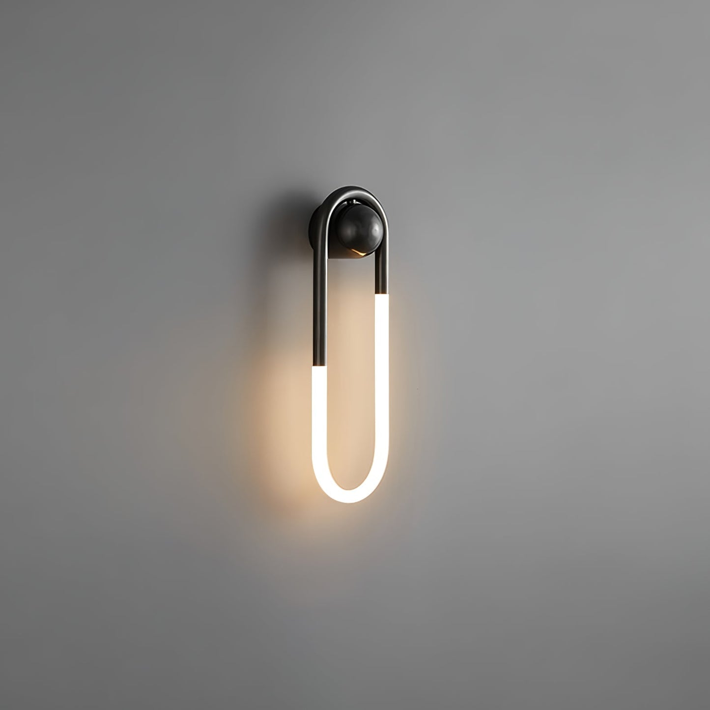 Runa – Elegante Kupfer-Wandleuchte