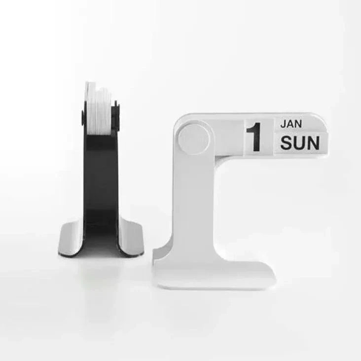 TimeFlip – Minimalistischer Desktop-Kalender in Schwarz