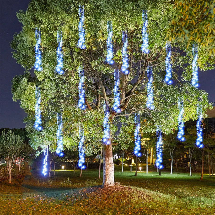 Glenda – LED-Lichterkette in Warmweiß für Außenbereiche wie Garten und Balkon