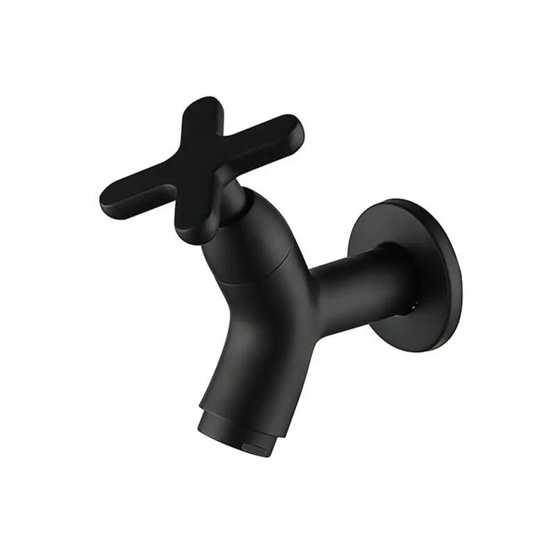 BrassFlow – Wand-Kaltwasserhahn aus massivem Messing