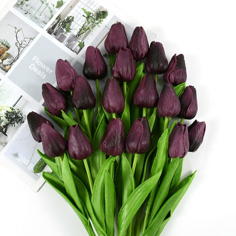 Künstliche Tulpensträuße in realistischer Optik