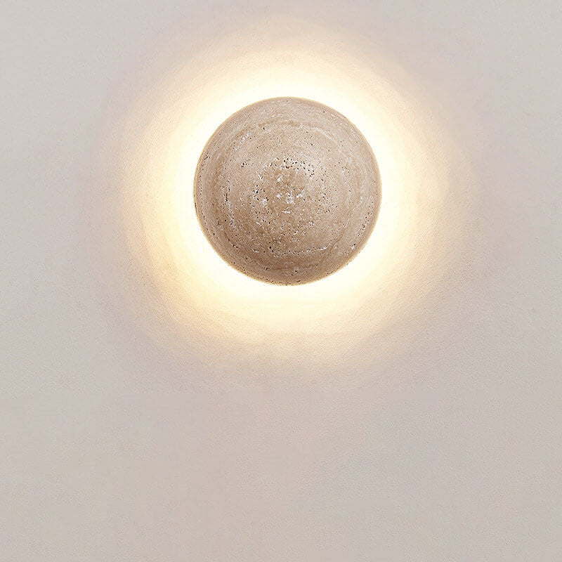 Esther – Halbrunde Wandlampe aus Naturstein