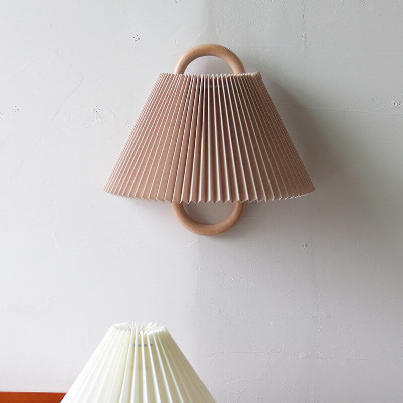 Aurelia – LED Wandlampe aus Buchenholz