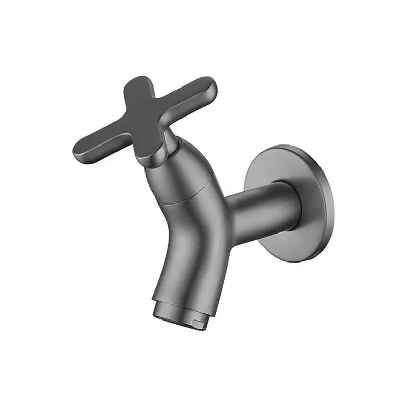BrassFlow – Wand-Kaltwasserhahn aus massivem Messing