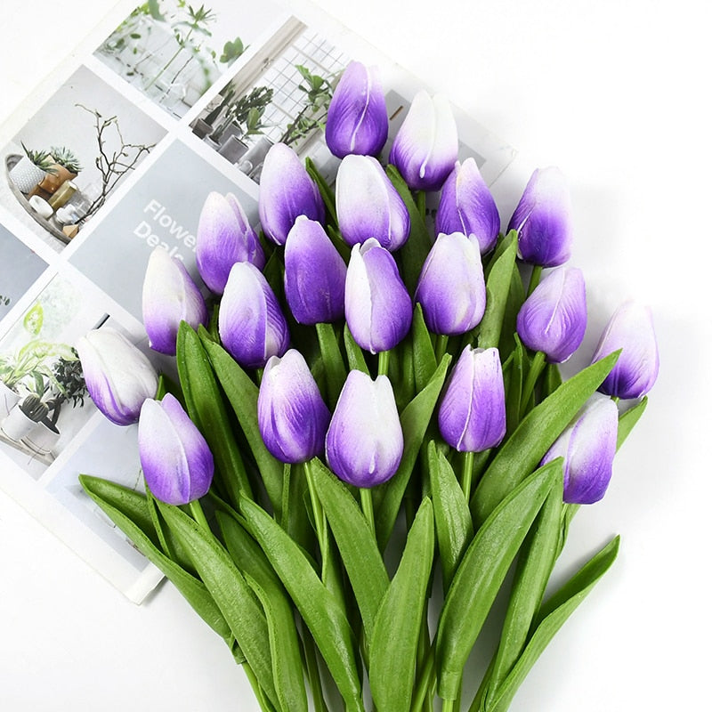 Künstliche Tulpensträuße in realistischer Optik