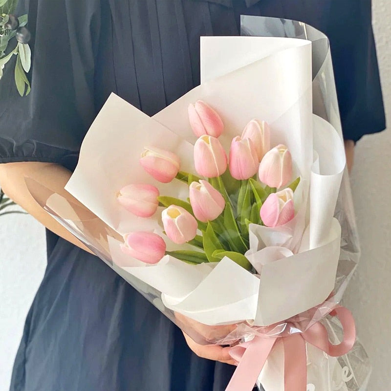 Künstliche Tulpensträuße in realistischer Optik
