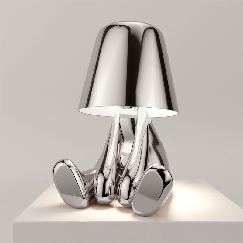 Kaori – Goldene Denker Statue Tischlampe mit USB & Berührung