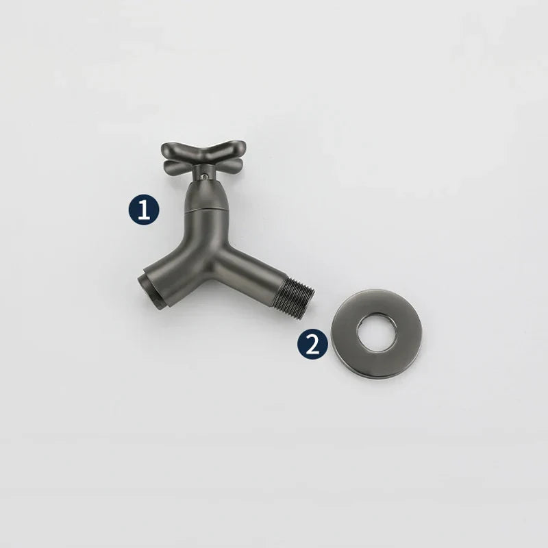 BrassFlow – Wand-Kaltwasserhahn aus massivem Messing