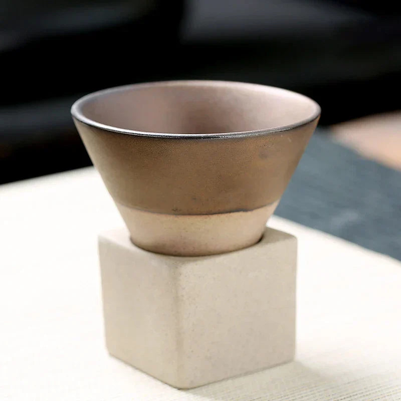 Yumi – Retro-Teetasse aus japanischer Grobkeramik