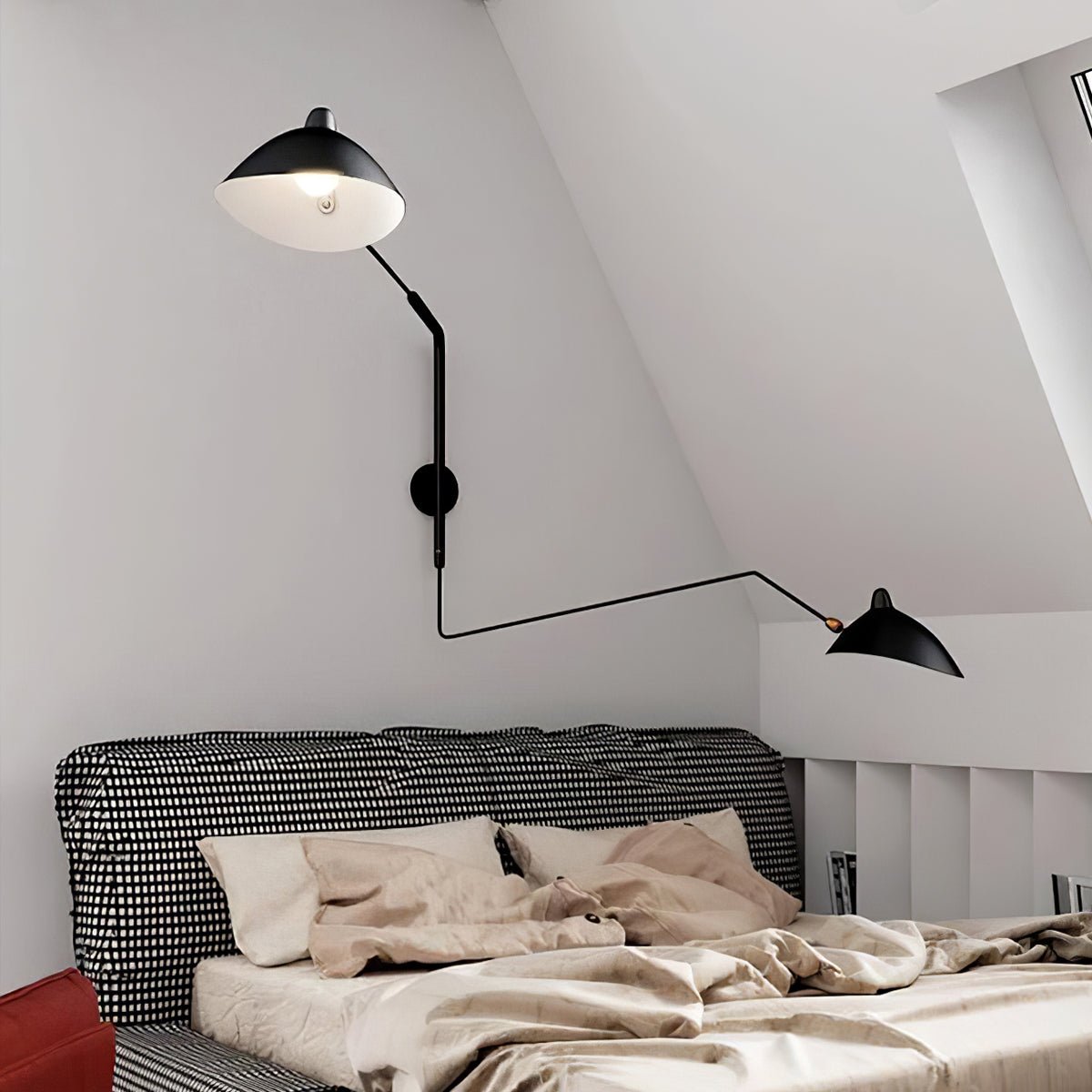 Noelia – Moderne Wandlampe aus Schmiedeeisen