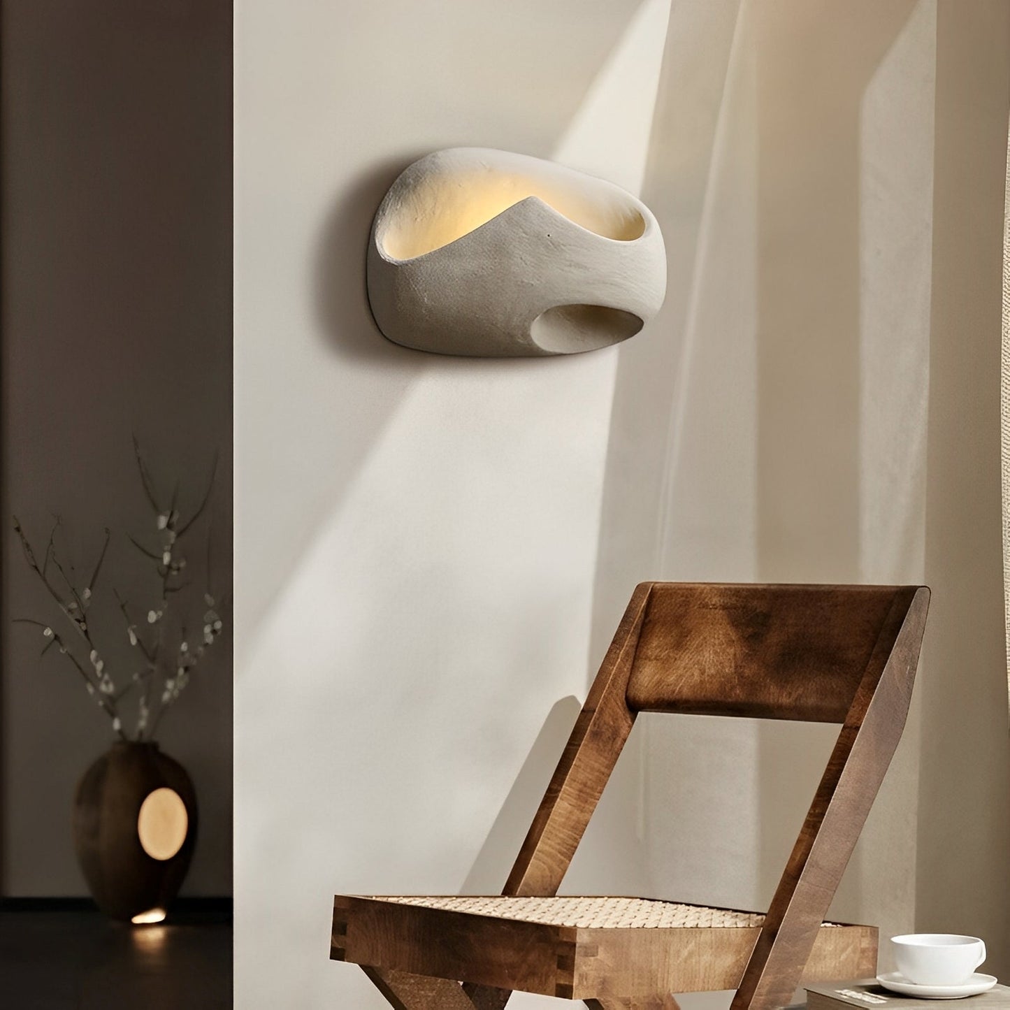 Edda – Wandlampe aus Beton im modernen Art-Déco-Stil