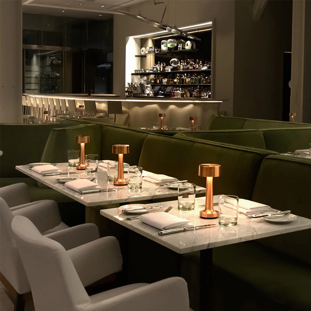 Ayura - Moderne LED-Tischleuchte im Hantel-Design