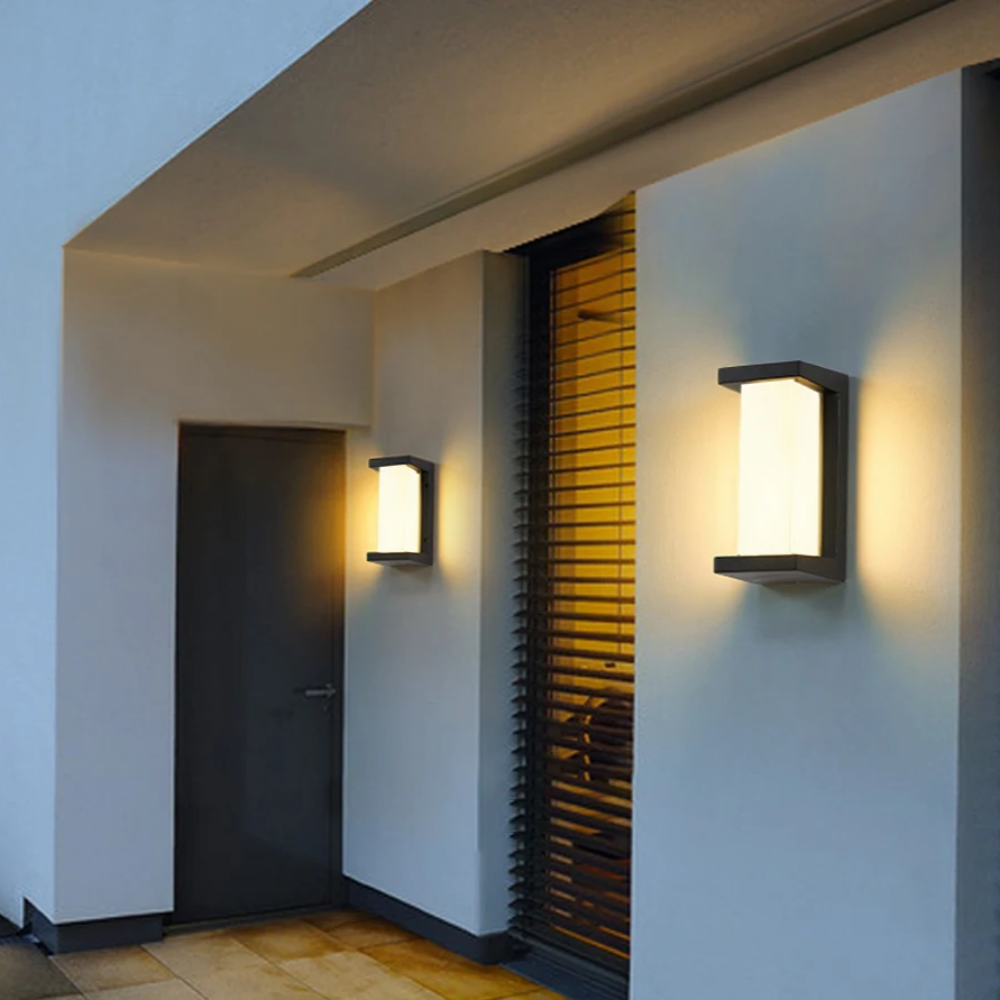 Niva – Wasserfeste Außenwandlampe