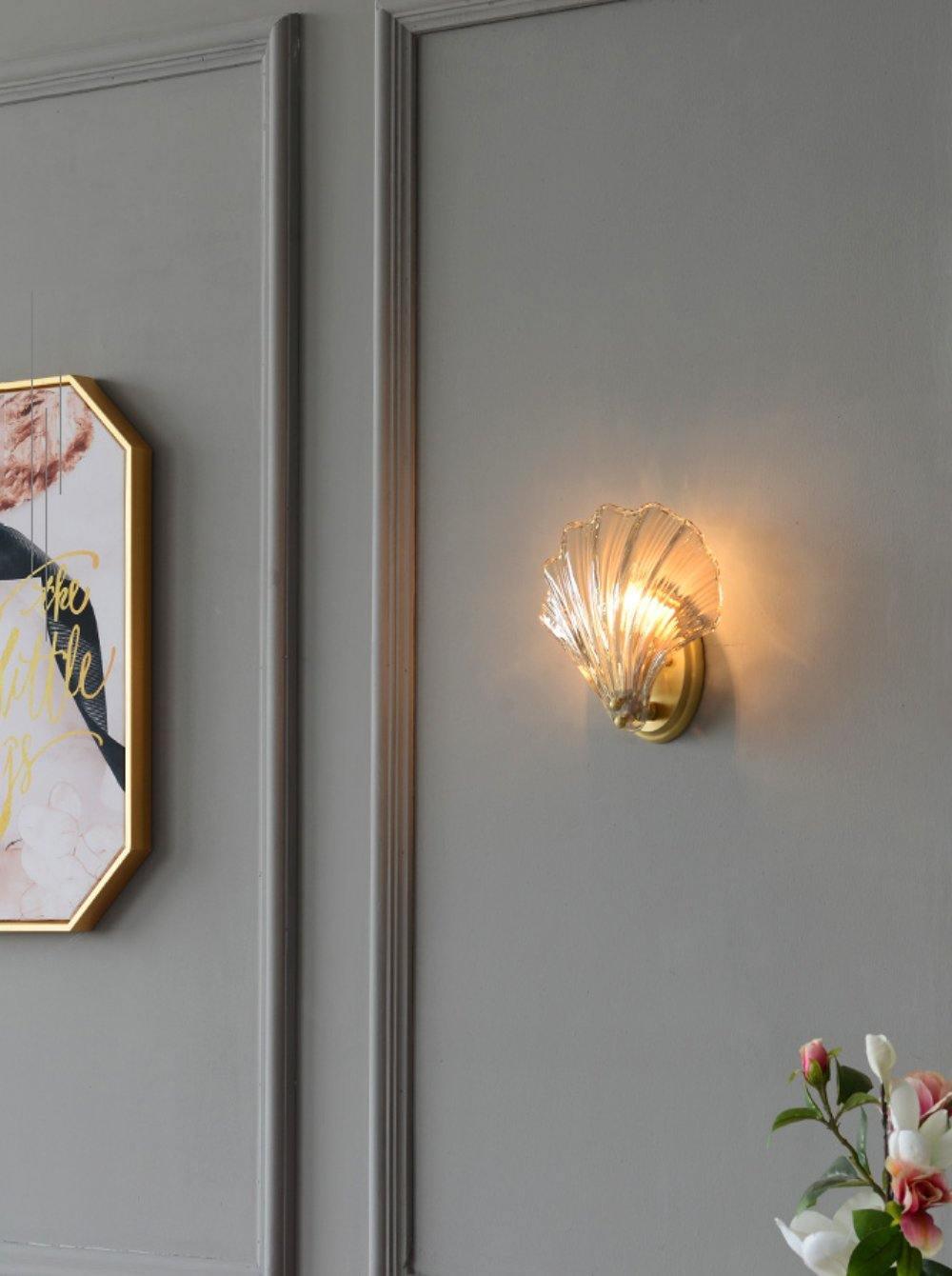 Shellina – Wandlampe in Muschelform aus Keramik