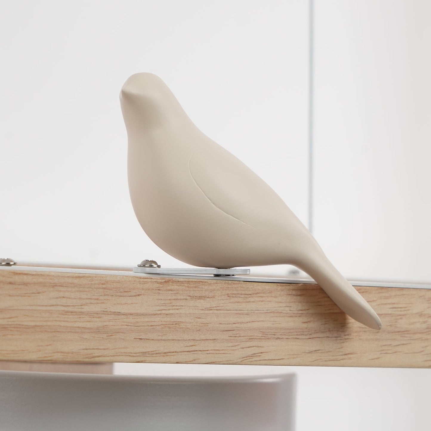 Elian – Moderne LED-Pendelleuchte aus Massivholz
