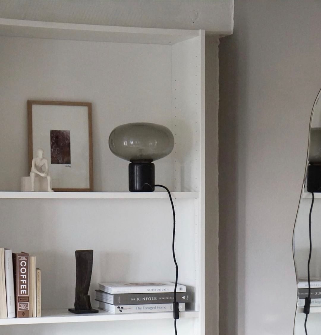 Lin – Tischleuchte aus Glas im Skandinavischen Design