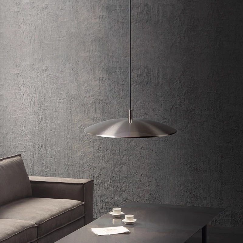Inari – Deckenleuchte im minimalistischen Bauhaus-Design
