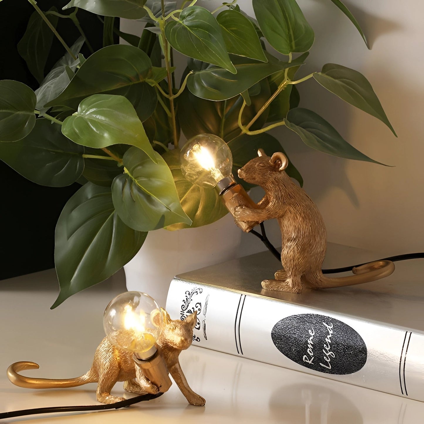 Nilla – Kleine kreative Mauslampe aus Kunstharz im nordischen Design