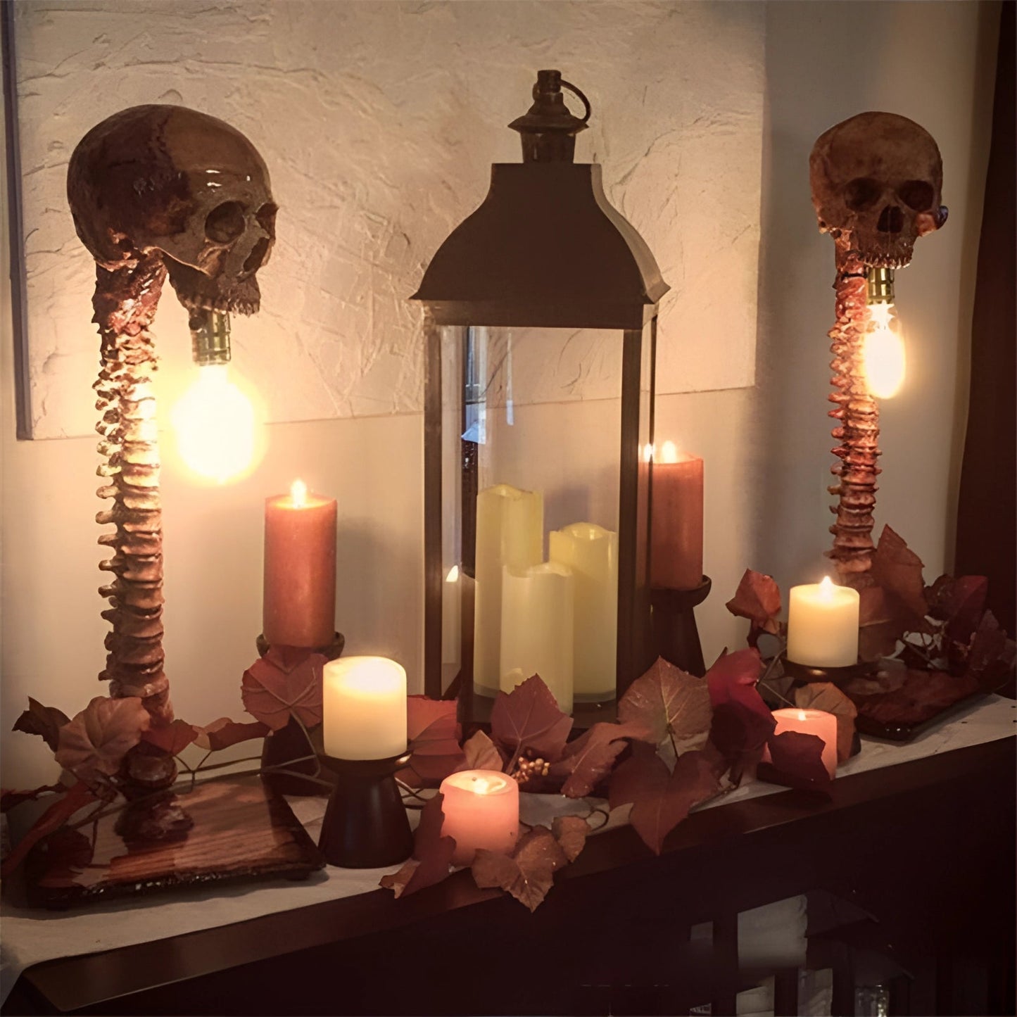 Gravok – Unheimliche Totenkopf-Tischlampe für Halloween