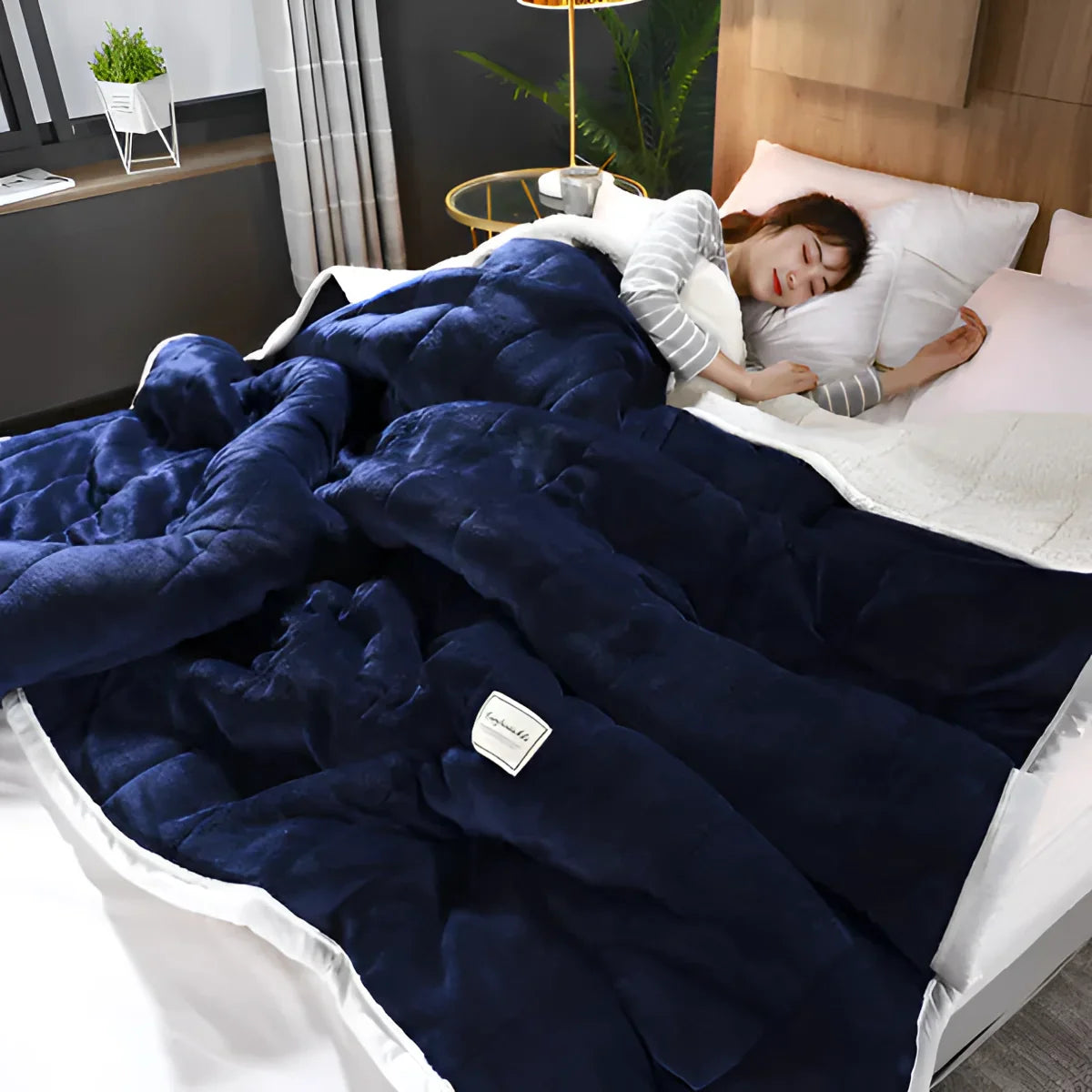 Velara – Weiche Coral-Fleece-Decke