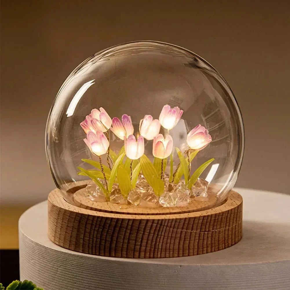 Florina – Handgemachte Tulpen-Nachtlampe mit Glasschirm