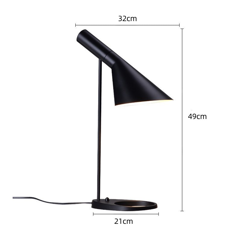 Kaela – LED Minimalistische Stehlampe