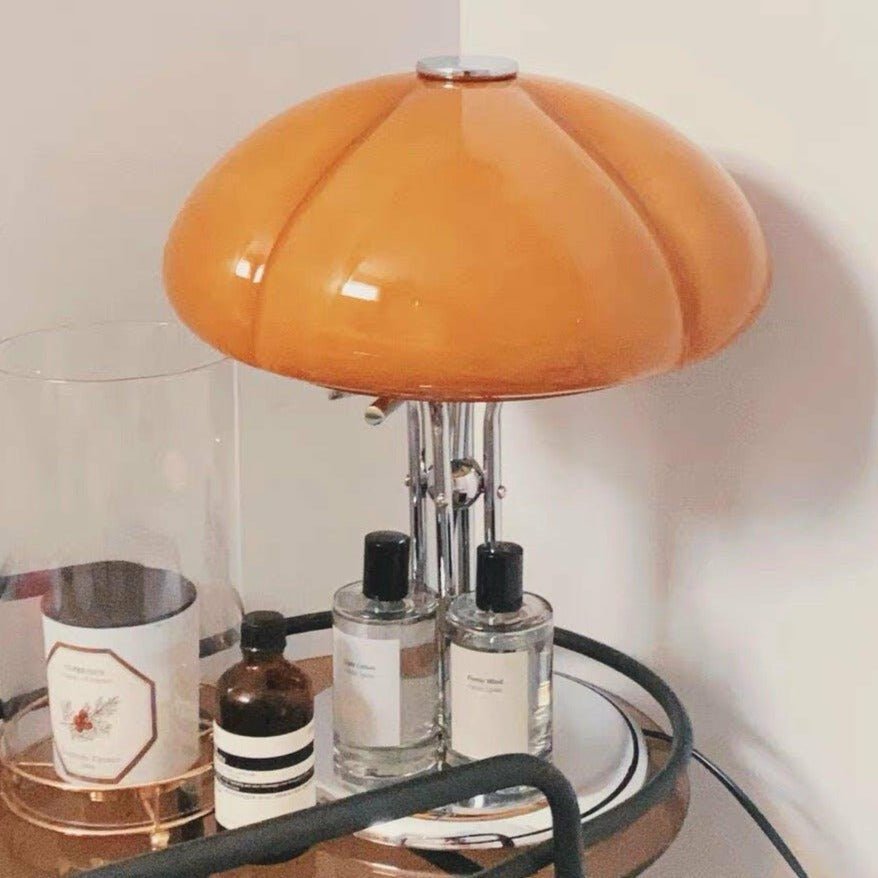 MushHaus – Pilzförmige Bauhaus-Tischlampe im stilvollen Design