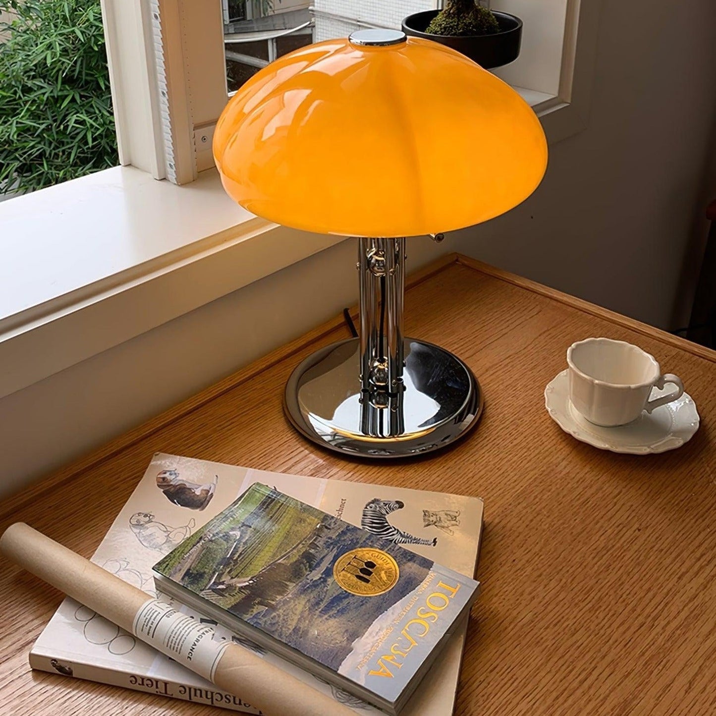 MushHaus – Pilzförmige Bauhaus-Tischlampe im stilvollen Design