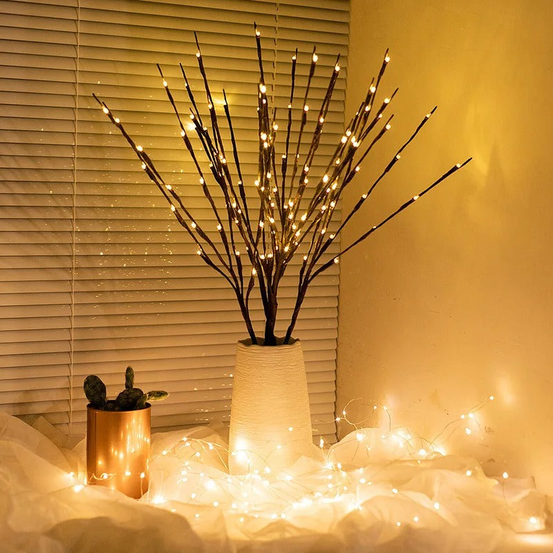 Marilyn – Lampe aus Weidenzweigen mit sanftem Naturlicht