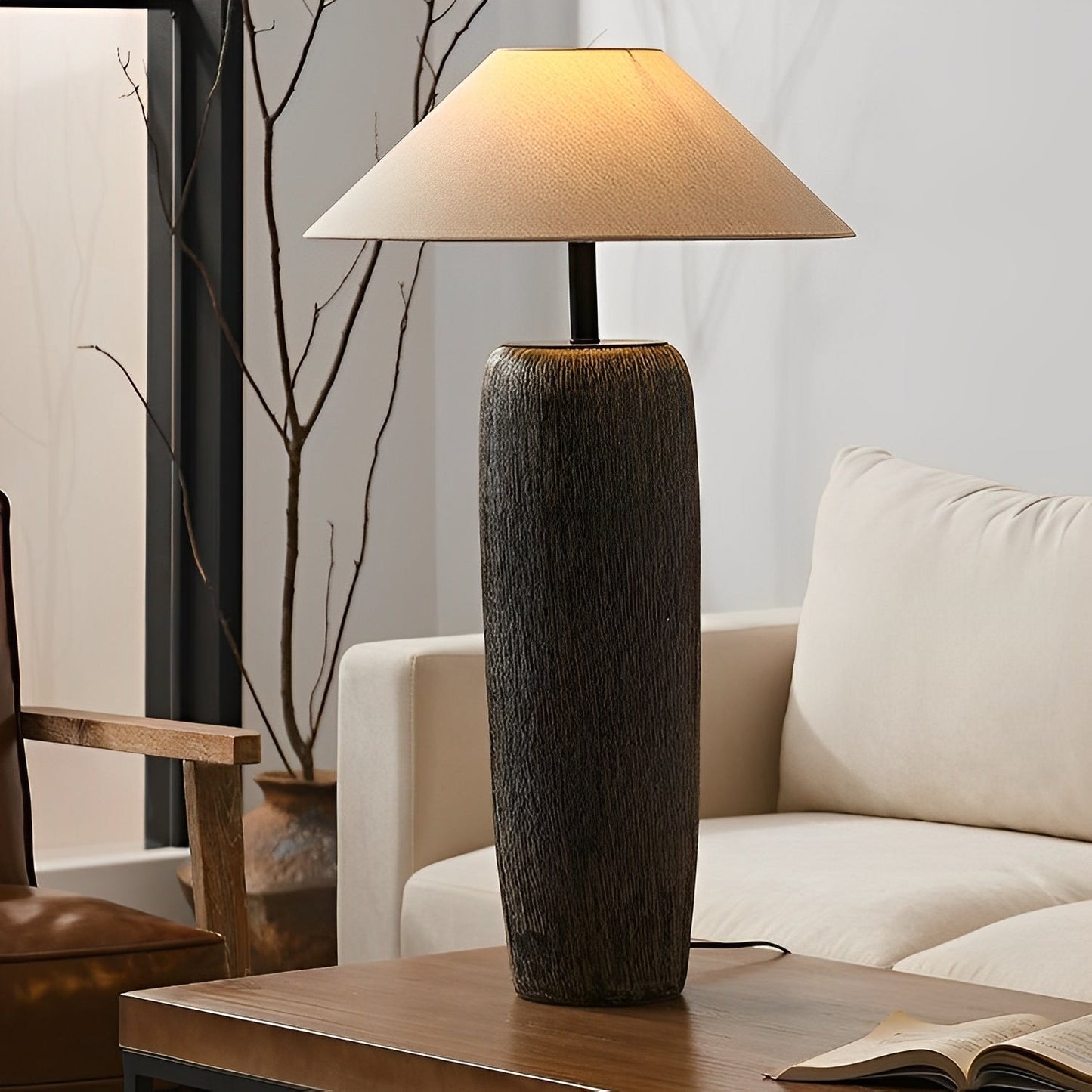 Winnie – Rustikale Holz-Stehlampe mit Retro-Charme