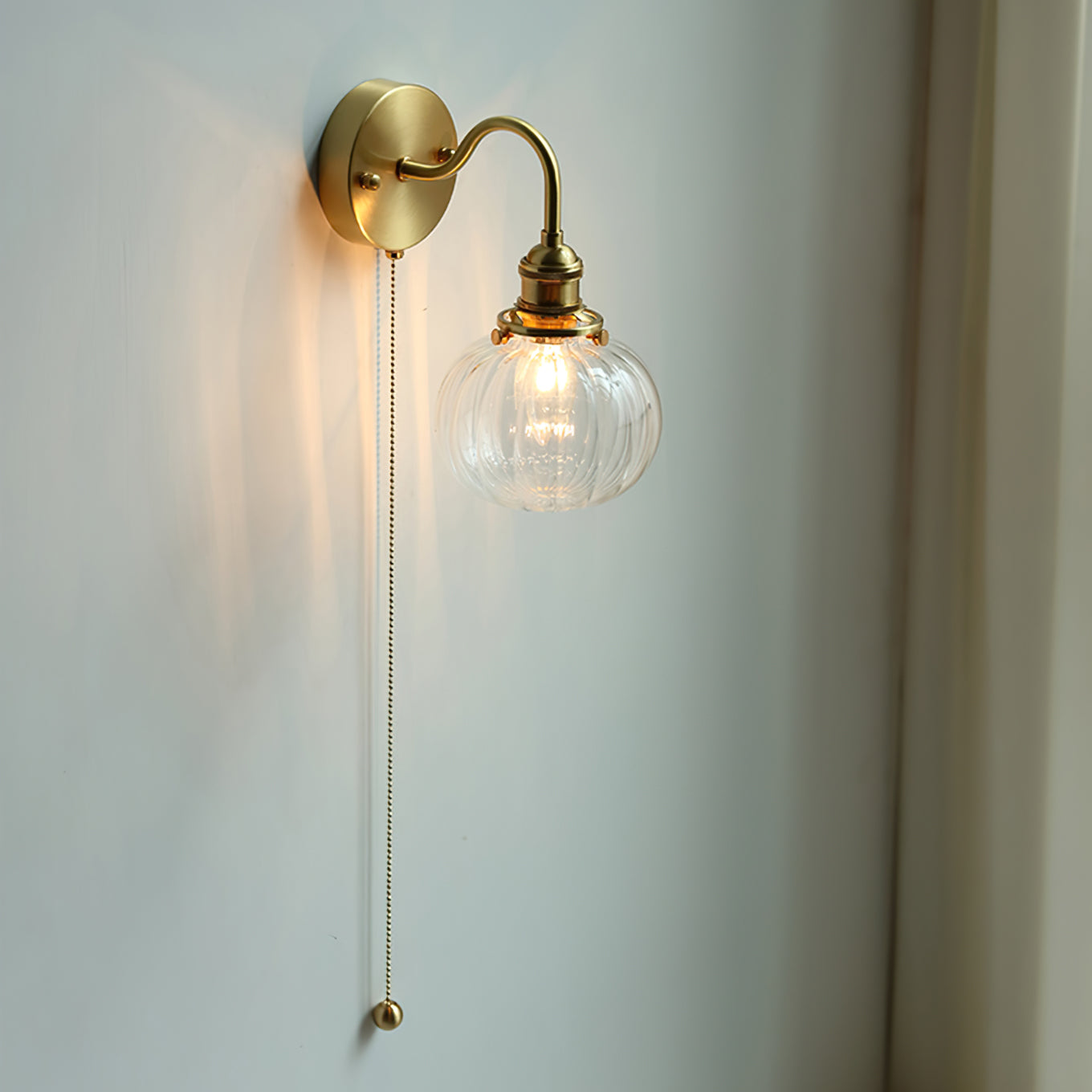 Tommy – Vintage Wandlampe aus Glas